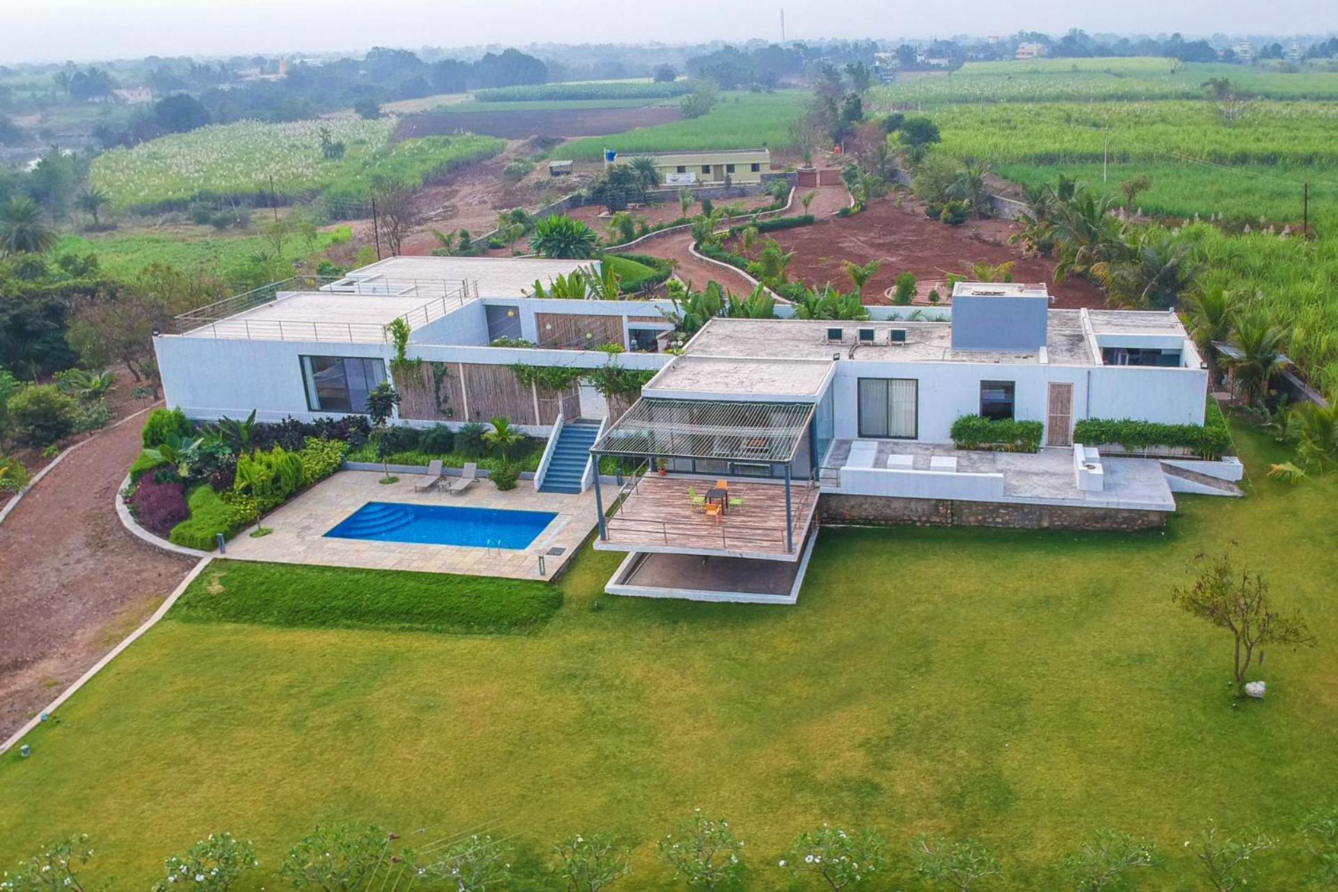 Open House By Stayvista - Nestled In Nature, Featuring A Swimming Pool & Expansive Lawn For A Serene Retreat Shikrapur Zewnętrze zdjęcie