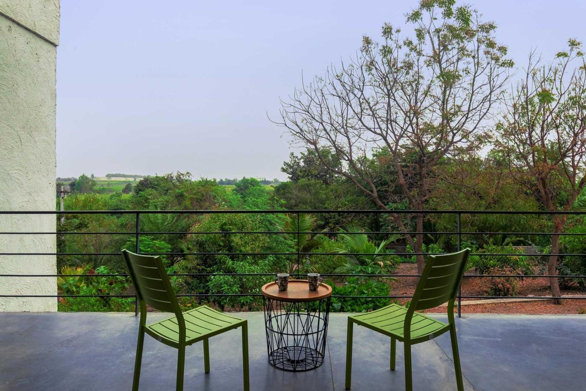 Open House By Stayvista - Nestled In Nature, Featuring A Swimming Pool & Expansive Lawn For A Serene Retreat Shikrapur Zewnętrze zdjęcie
